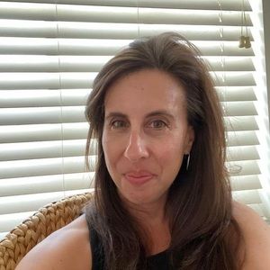 Meet your Posher, Stacy